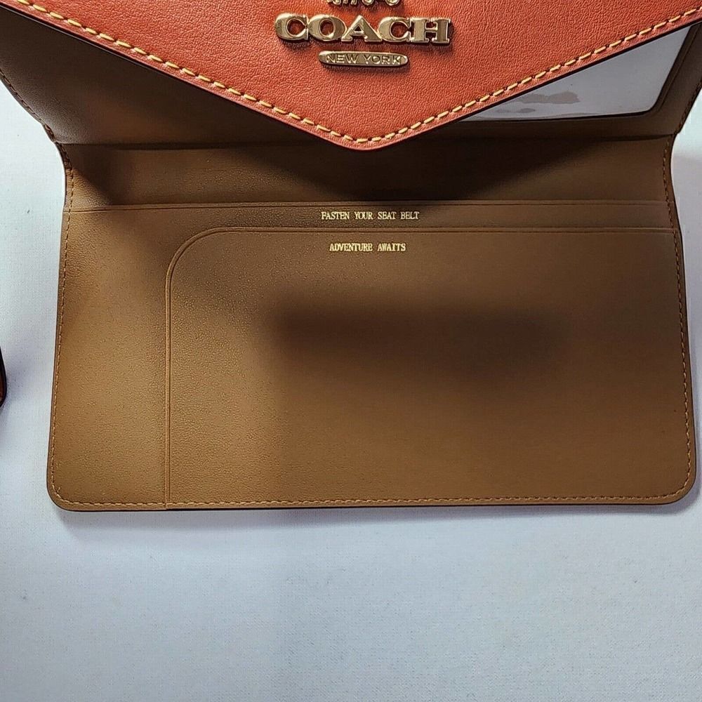 NWT Coach CH524 Signature Canvas Strawberry Travel Envelope Wallet Khaki Multi - Picture 4 of 4